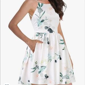 Fancyinn White Floral Mini Dress